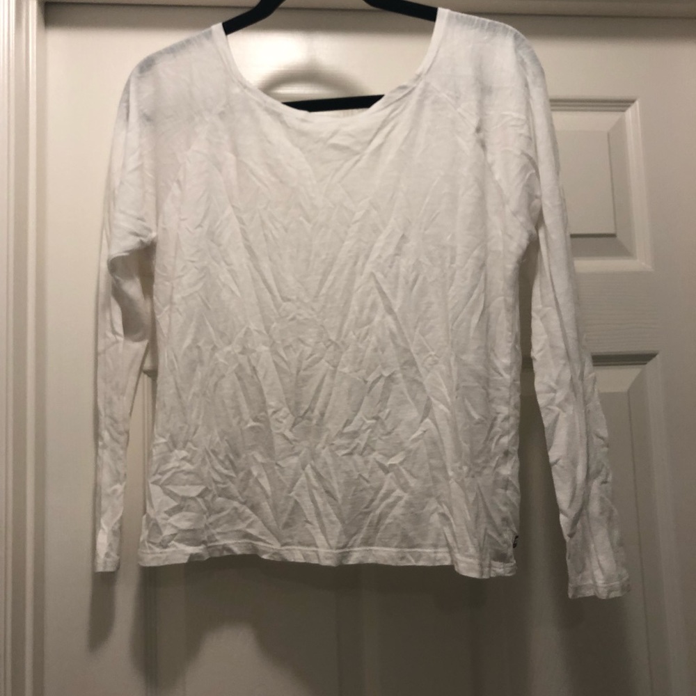 Fabletics white low back tee shirt